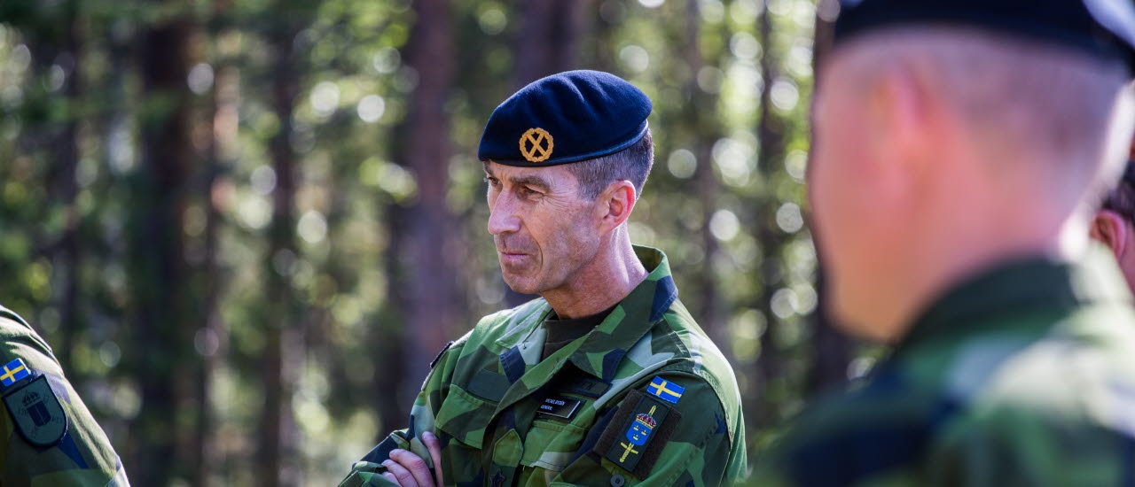 Överbefälhavarens regionala chefsmöte i Boden 29 augusti 2016. Värden Artilleriregementet bjöd på Archeruppvisning där ÖB fick skjuta
