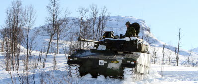 Stridsfordon 90 ur Norrbottens pansarbataljon under övning Cold Response 2014.