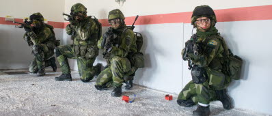 Attundalandsbataljonen övar i Gävle.