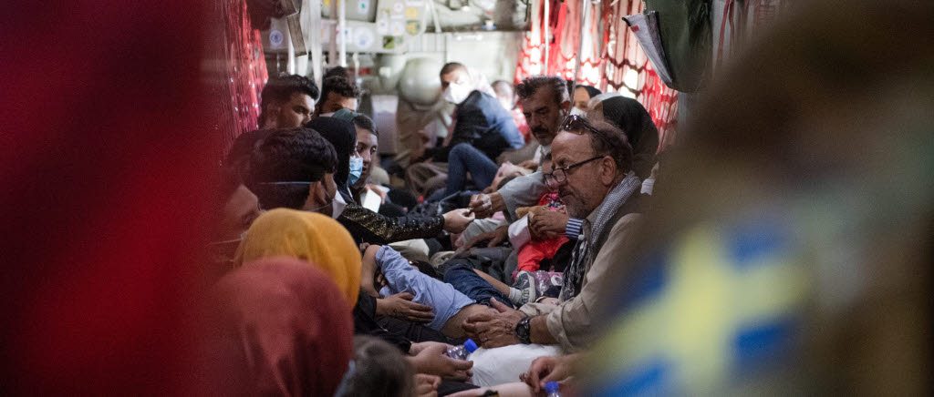 Sverige evakuerar civila från flygplatsen i Kabul, Afghanistan
