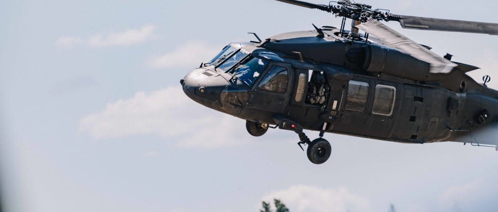 Helikopter 16 Black Hawk