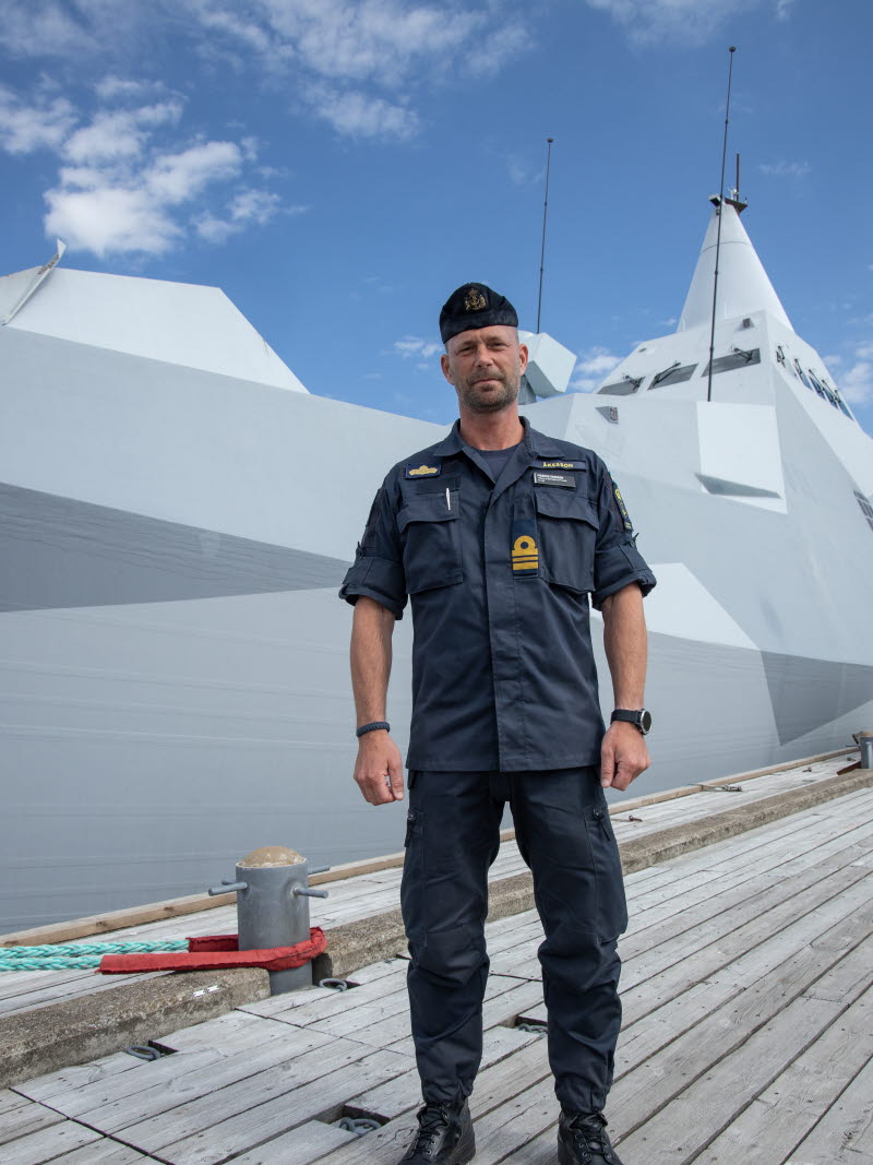 Magnus Åkesson är fartygschef på HMS Karlstad