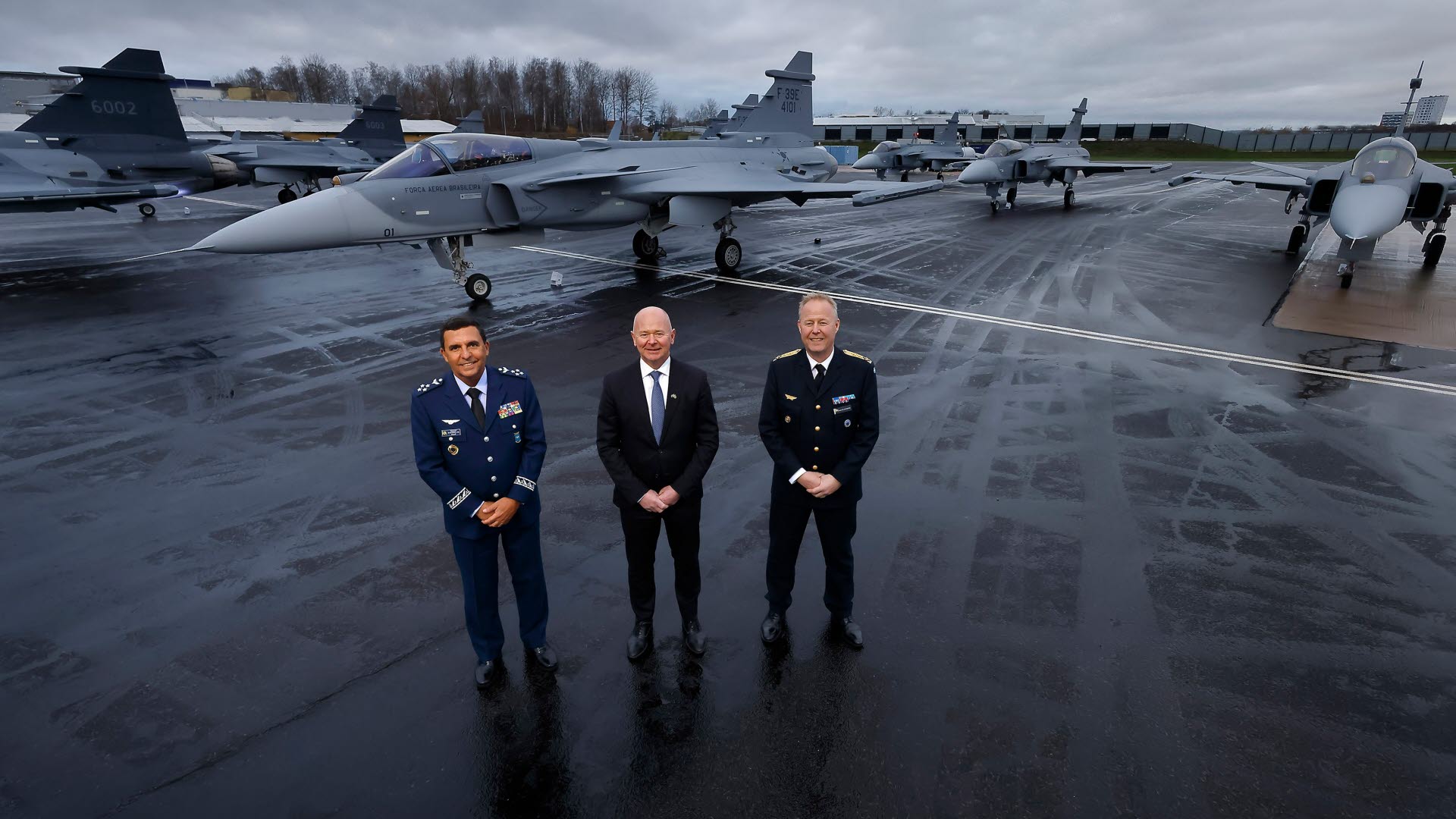 The first JAS 39 Gripen E about to be delivered - Swedish Armed Forces