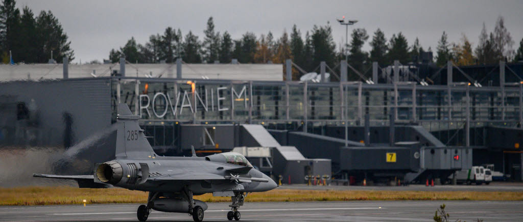 Ruska 22
Jas 39 Gripen från Norrbottens flygflottilj landar in på basen i Rovaniemi.