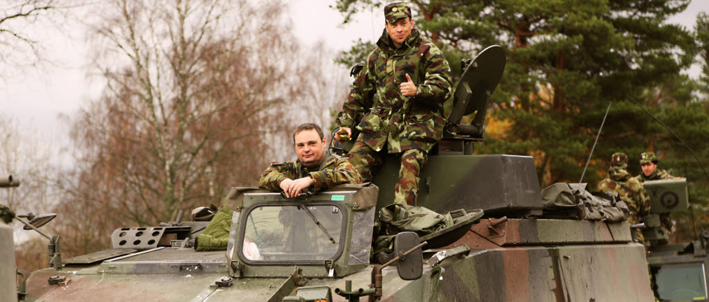 Irländska ISTAR-soldater under NBG15 slutövning joint action 14.