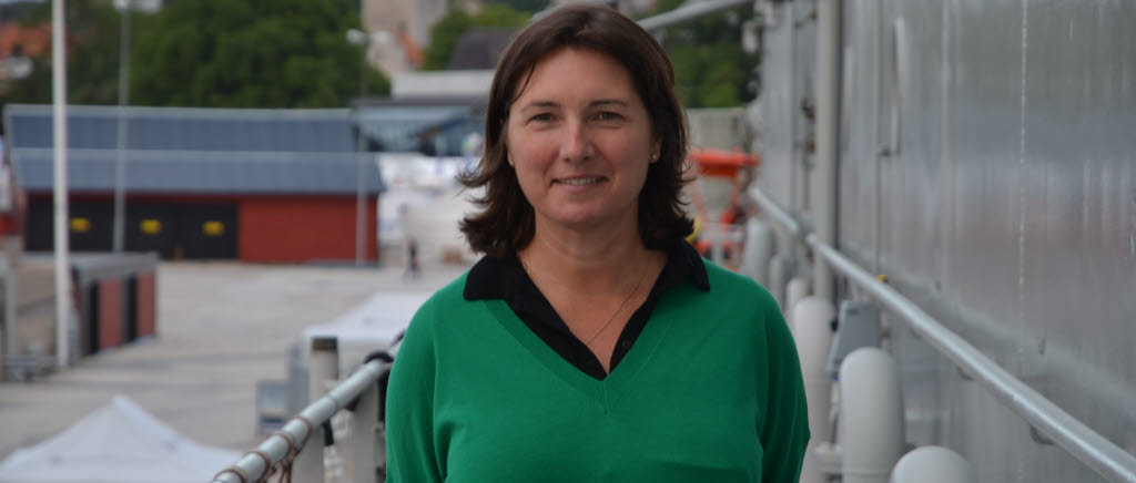 Försvarsmaktens kommunikationsdirektör Marcela Sylvander ombord på HMS Carlskrona.