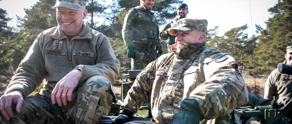 Amerikanske armégeneralen David G. Perkins besökte Gotland. 