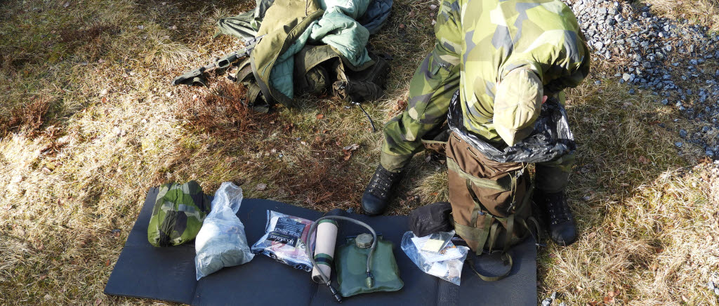 Den traditionsenliga utbildningskontrollen, Lodjursmarschen. Marschen är i huvudsak ett enskilt prov som genomförs i en patrull. Marschen genomförs vid F 7 och omkringliggande slätt. 