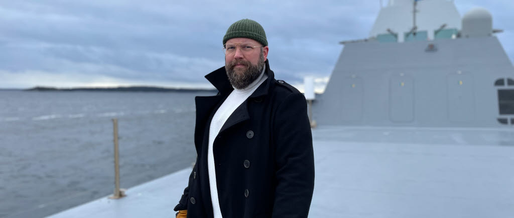 Melker Becker på HMS Visby. 