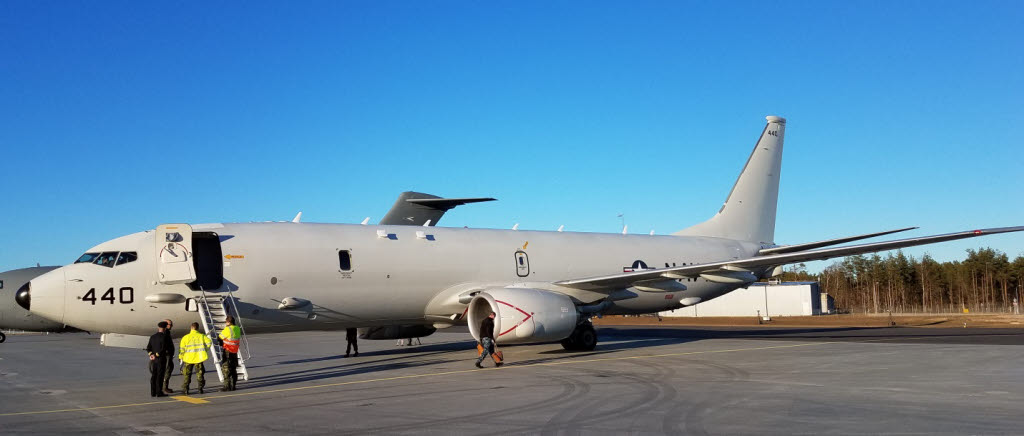 Det amerikanska flygplanet av typen P-8A Poseidon landande för första gången i Sverige den 26 mars 2017 för att delta i övningen WASA III. Tillsammans med svenska fartyg övar man under veckan ubåtsjakt mot en svensk ubåt. 