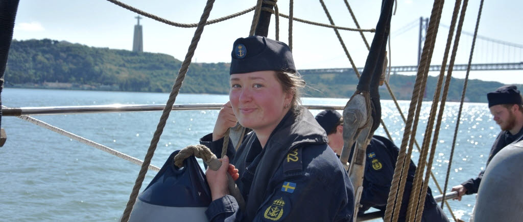 Gladans besättning seglar fartyget hela vägen hem från Kanarieöarna.