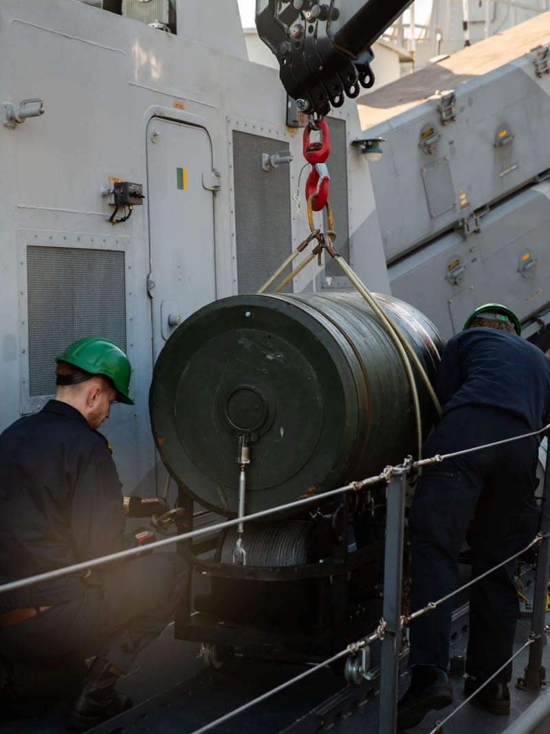 Marinövning höst 2025 är en stor årlig övning som syftar till att utveckla marinens förmåga till gemensamma undervattens- och ytstridsoperationer, för att kunna säkerställa fri rörlighet för både militär och civil sjötrafik i fred, kris och krig.  Under Marinövning höst 2025 övar marinen både minering och minröjning av farleder.