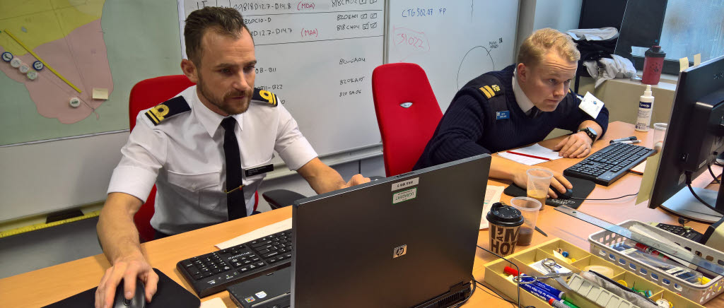 Svenska marinofficerare deltar i den multinationella stabsövningen Dynamic Move som äger rum i Belgien.