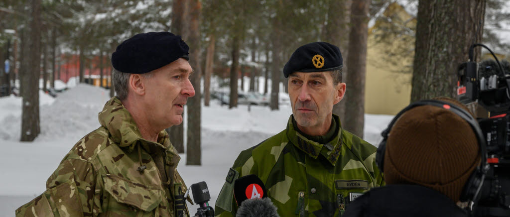British CDS Admiral Tony Radakin and Swedish Supreme Commander,  general Micael Bydén meeting media after the JEF meeting at Norrbotten Wing, Lulea, Sweden feb 15th.