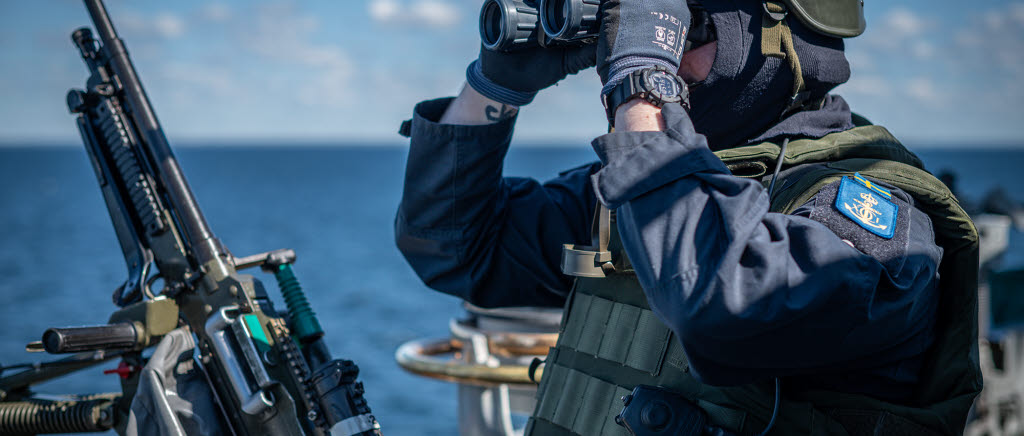 HMS Carlskrona är ett av fartygen som deltar i övningen.