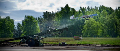 KARLSBORG 20110519 Soldater övar med uav:en Örnen.
Foto: Niclas Ehlén/Combat Camera/Försvarsmakten 