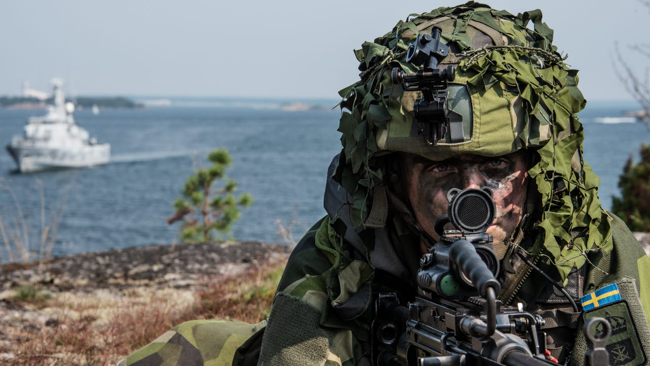 Funktionsövning marin bastjänst Marinbasen. Basskyddssoldater, orderskrivande, skydd av hamn. logistikförsörjning

Basskyddssoldat, skytt