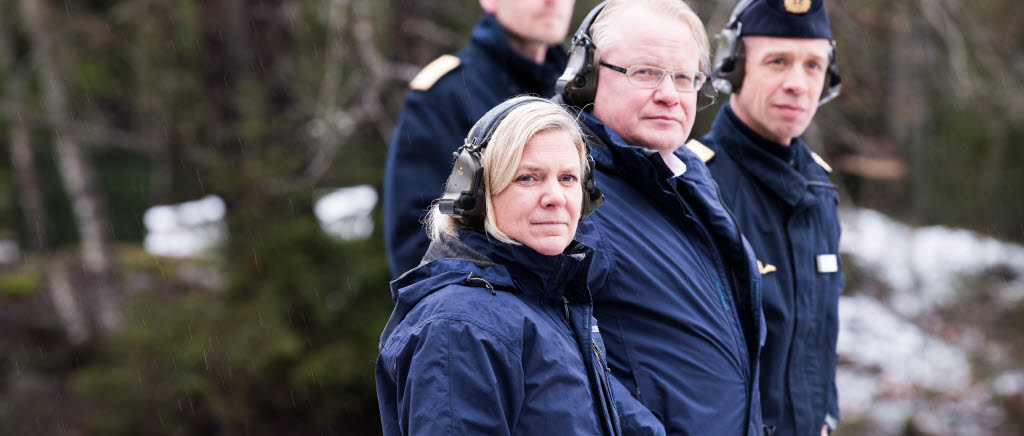 Ministerbesök på Haninge garnison