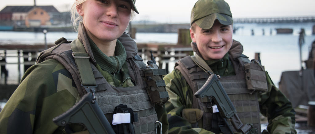 Swenex 16 Marinbasen
Soldater basskyddskompaniet 