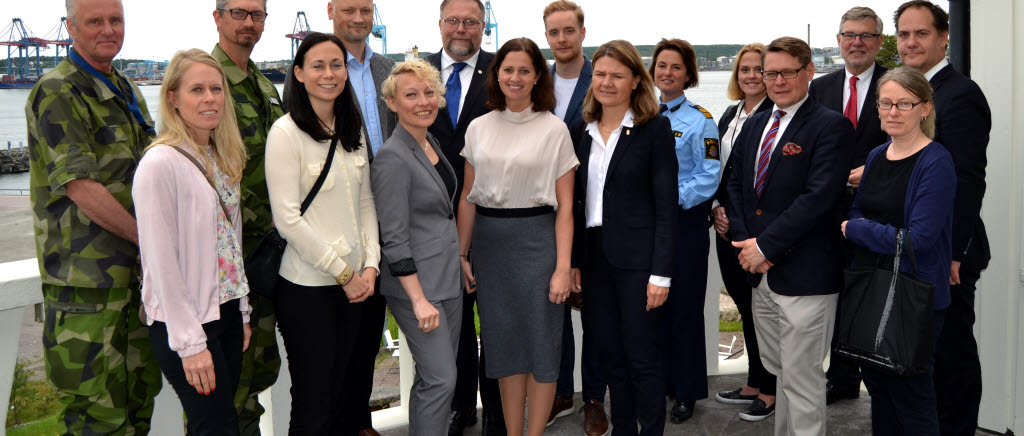 Försvarsberedningen på besök i Göteborg. 