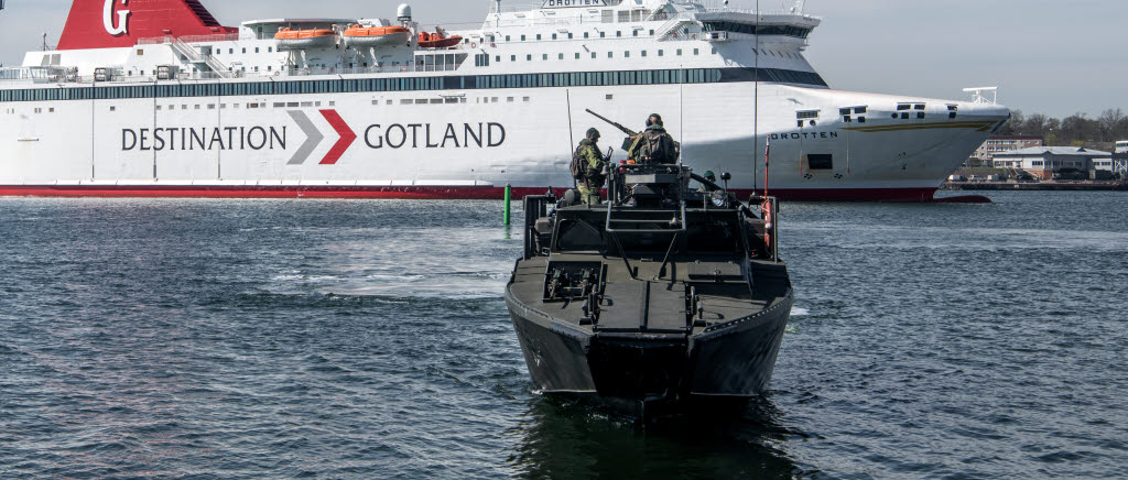 Försvarsmakten har genomfört en beredskapskontroll i syfte att skydda Oskarshamns hamn för att säkra 181 pansarbataljonens transport tillbaka till Gotland.

Oskarshamn säkrades av den sammansatta stridsgruppen under ledning av Södra militärregionen.