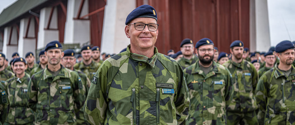 ”Vi fortsätter nu att utveckla de marina basbataljonerna mot målbild 2030 vilket ställer krav på god verksamhetsförståelse för marinens förbandstyper genom ett nära samarbete och utbyte av personal och kompetens” säger Mathias Jansson, chef för Första marina basbataljonen.
