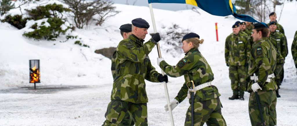 Arméchefen tar över FömedC