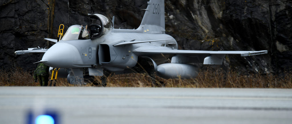 181022 Sju Jas 39 Gripen ombaserade från F 21 i Luleå till Bodö i Norge inför starten av Natoövningen Trident Juncture 18.