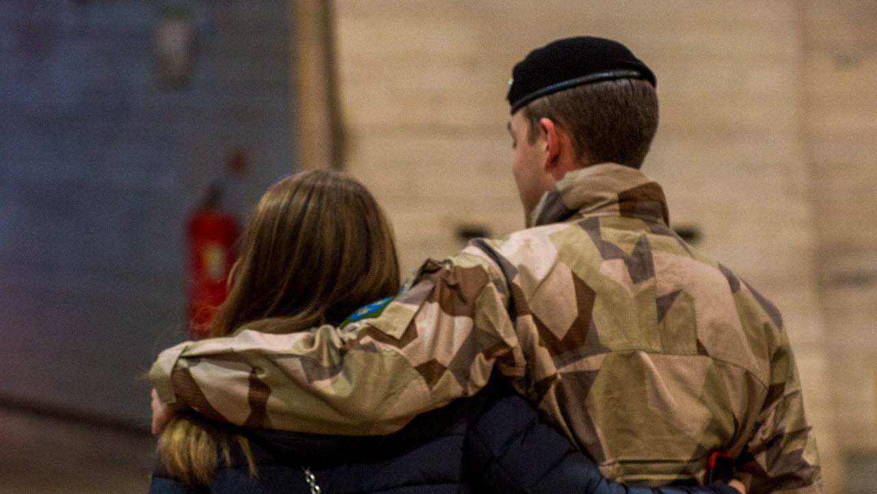 Hemkomstceremoni för den nyss hemkomna Afghanistaninsatsen FS37 på Kavallerikasern i Stockholm. 