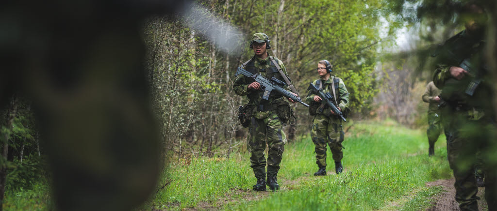 Värnpliktiga vid Blekinge flygflottilj genomför GU slutövning. 