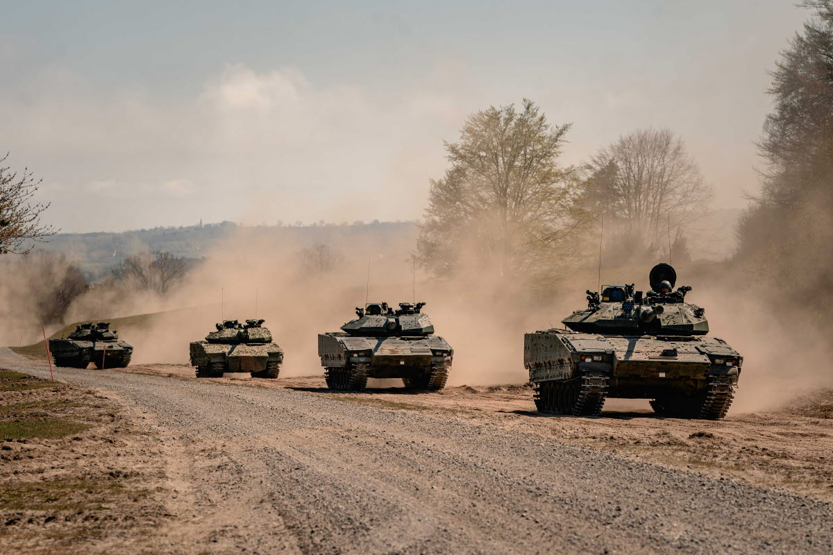 Ukrainian soldiers ready for the front - Swedish Armed Forces