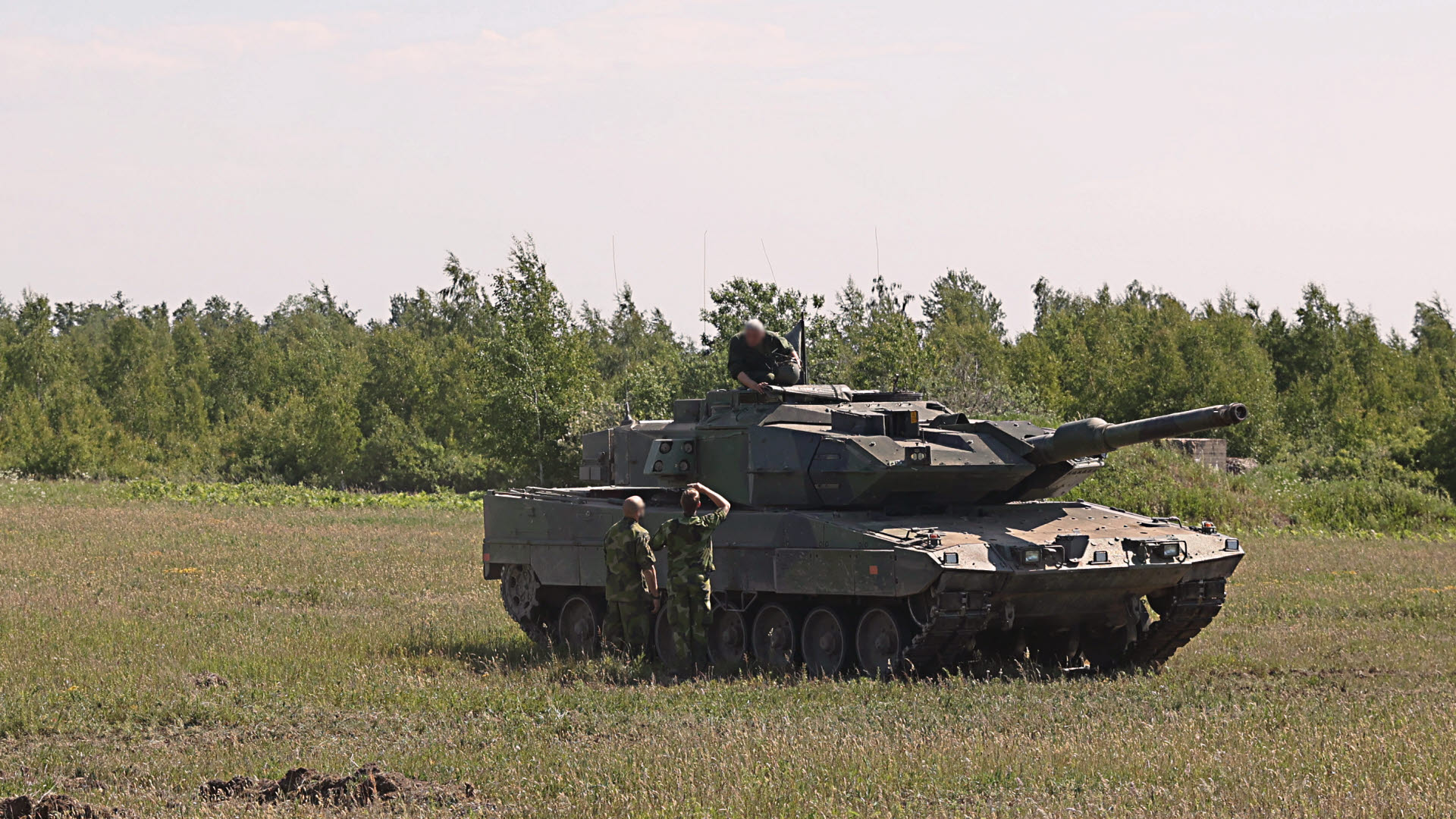 Swedish main battle tank “Stridsvagn 122” on site in Ukraine Swedish Armed Forces
