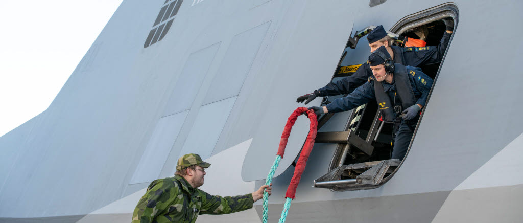 Marinövningen Swenex 21 genomförs mellan den 18-28 oktober. Totalt övar ungefär 2200 soldater och sjömän på sjöfartsskydd och kustförsvar tillsammans med finska enheter, Kustbevakningen och Flygvapnet.