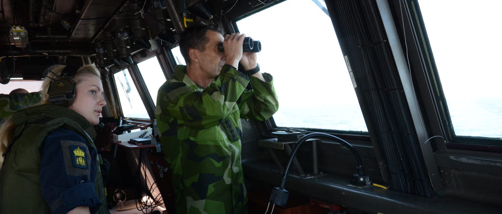 Under ett dygn deltog ÖB i sjöövervakningsuppdrag ombord på HMS Karlstad. 