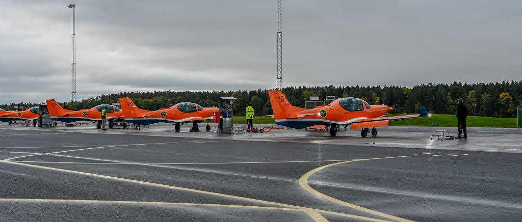 Stridspiloteleverna är tillbaka på Flygskolan
