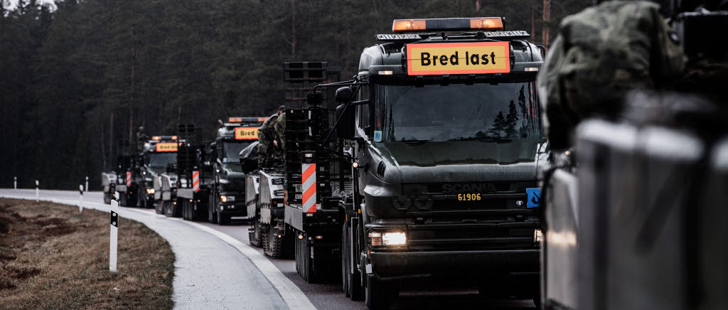 Med hög förmåga att uppträda självständigt och lösa komplexa uppdrag med att transportera fordon och materiel som är tunga och breda.