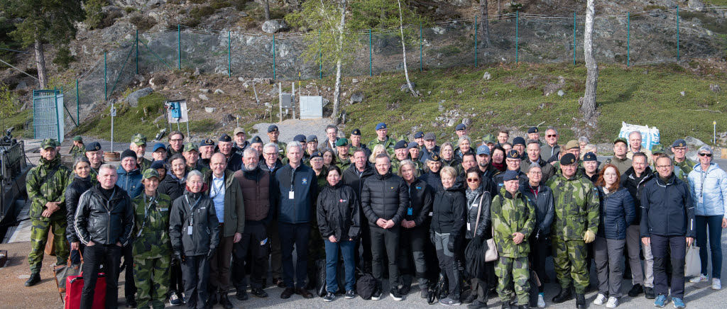 Överbefälhavarens chefsfältövning 2025
Ett trettiotal myndighetschefer, försvarsmaktschefer och nyckelpersoner från regeringskansliet, syftet är att göra skarpa planer för eventuellt krigsutbrott.