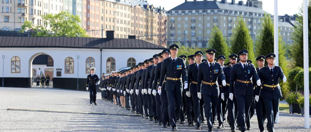 Examensceremoni för officersprogrammet och Sofu på Militärhögskolan Karlberg, september 2020.