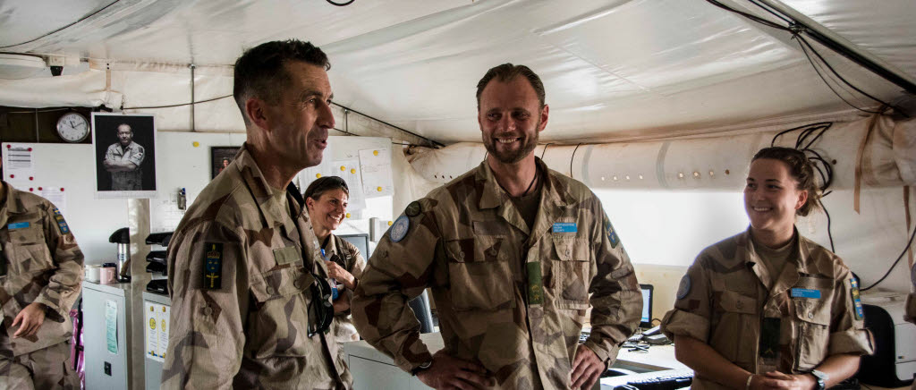 ÖB besöker förbandet i Mali. 