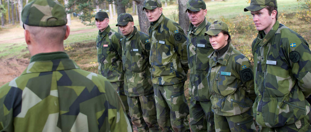  Gruppchefselever under en genomgång.