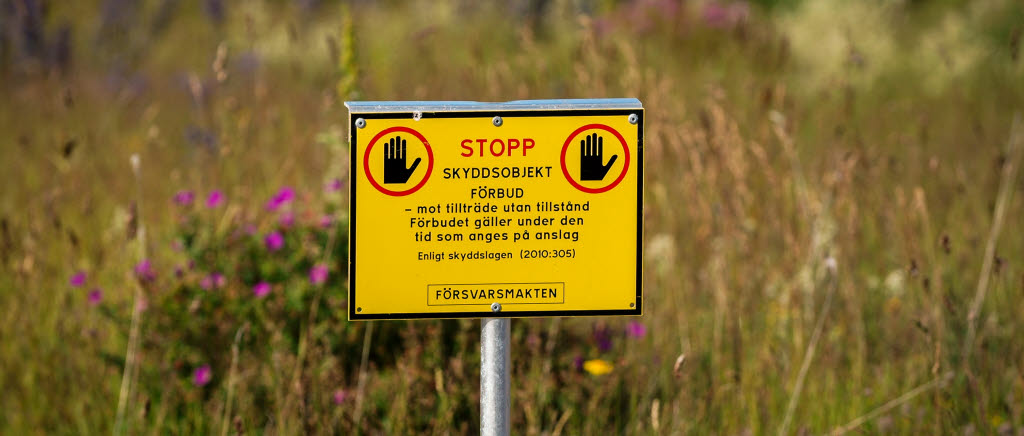 Var uppmärksam på skyltar runtom i skärgården. Du är skyldig att känna till vad som gäller vid skyddsobjekten.