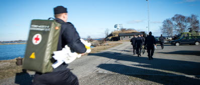 Utbildning sjöverkanstålighet/Basic safety. 

Sjukvårdsmoment bilolycka.