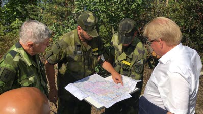 Försvarsmaktens ställföreträdande insatschef Urban Molin besökte tillsammans med försvarsminister Peter Hultqvist Ljusdal där flera myndigheter och organisationer arbetar med brandbekämpning.