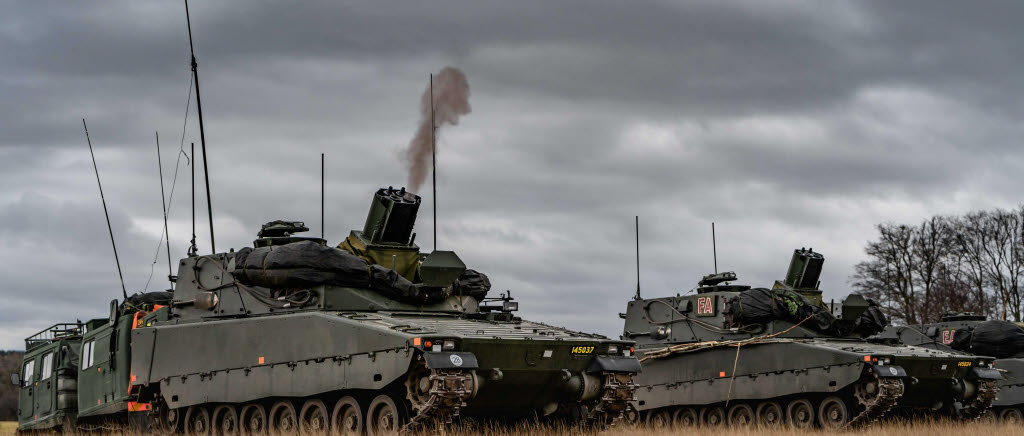 Granatkastarpansarbandvagn 90.