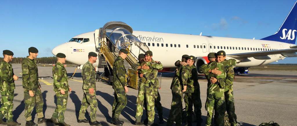 181022 Flygbasjägarna landade på F 17 efter att ha deltagit i VM för militärt prickskytte.