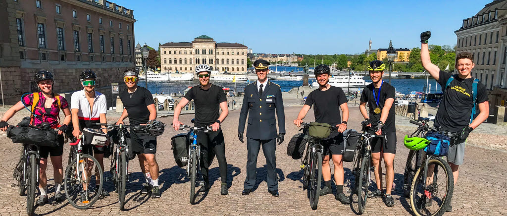 Jägarna i mål efter 100 mil