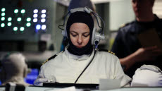 Under två månader på försommaren 2025 delta kommendörkapten Nina Vinde i den brittiskledda hangarfartygsstyrkan som genomför Operation Highmast.