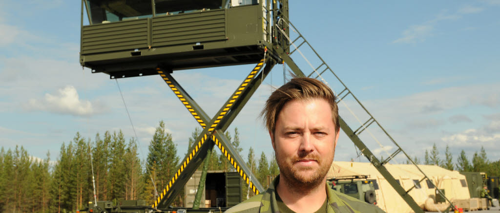 140826. Kommunikationsnät flygbas i drift på Jokkmokksbasen. Daniel Björkman, chef Communication Information System, CIS. 