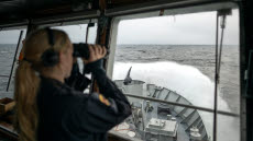 HMS Trossö ute på sjöövervakningsuppdrag