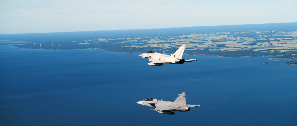 Samövningen är en av flera JEF-samövningar som planeras genomföras i Sverige och Finland under sommaren och hösten, mot bakgrund av att länderna ansökt om medlemskap i Nato.